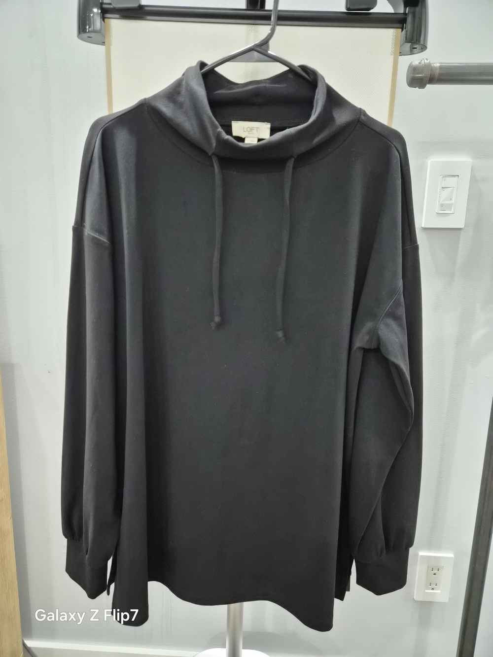 LOFT Men's Black Funnel Neck Pullover Hoodie